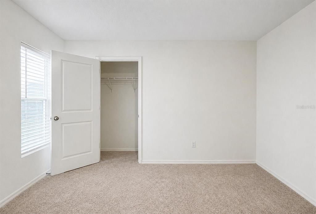 For Sale: $289,900 (3 beds, 2 baths, 1570 Square Feet)