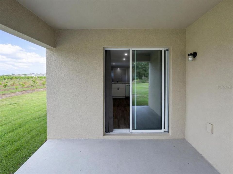 For Sale: $289,900 (3 beds, 2 baths, 1570 Square Feet)