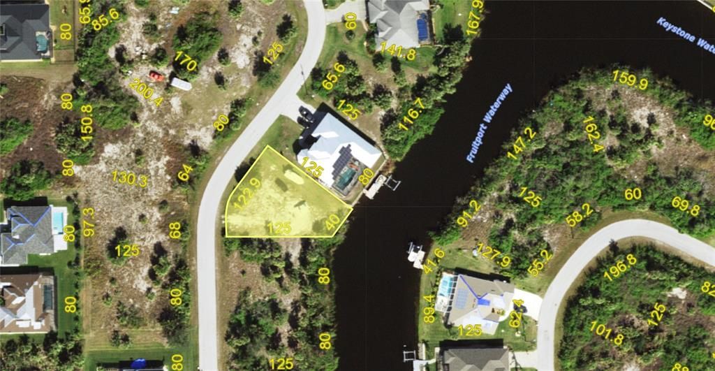На продажу: $104,900 (0.23 acres)