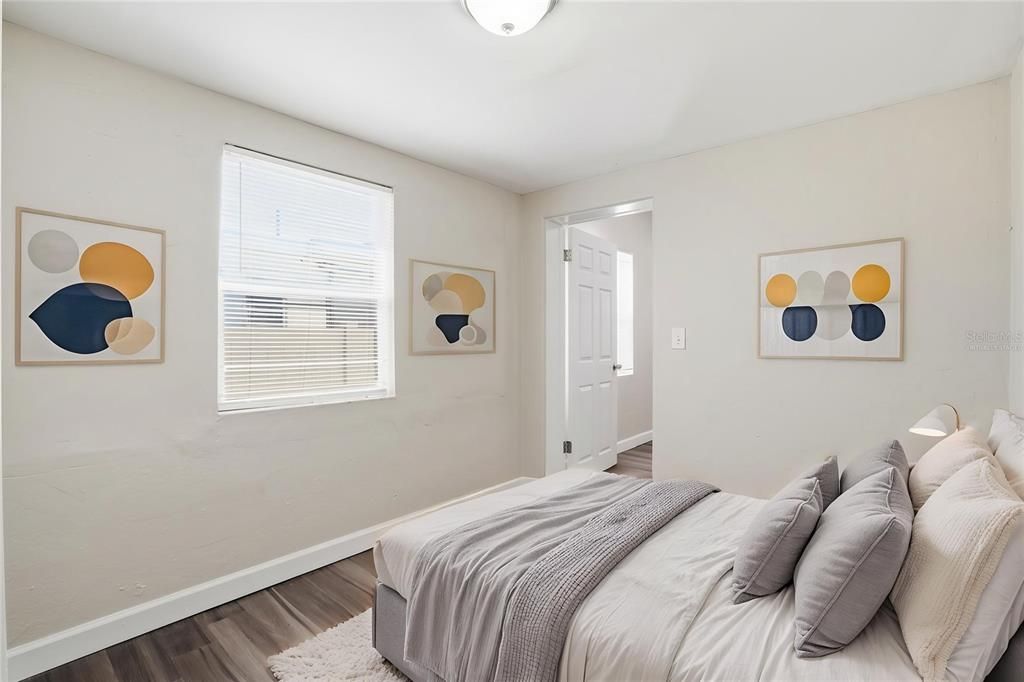 For Sale: $209,950 (2 beds, 1 baths, 754 Square Feet)