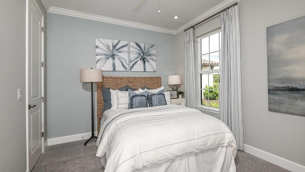 Active With Contract: $521,028 (2 beds, 2 baths, 1533 Square Feet)