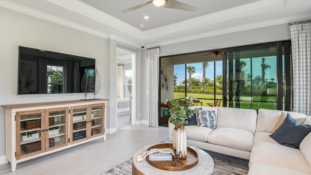Active With Contract: $521,028 (2 beds, 2 baths, 1533 Square Feet)