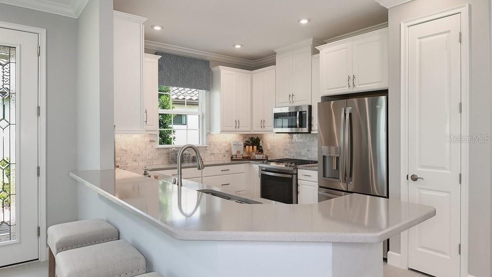 Active With Contract: $521,028 (2 beds, 2 baths, 1533 Square Feet)