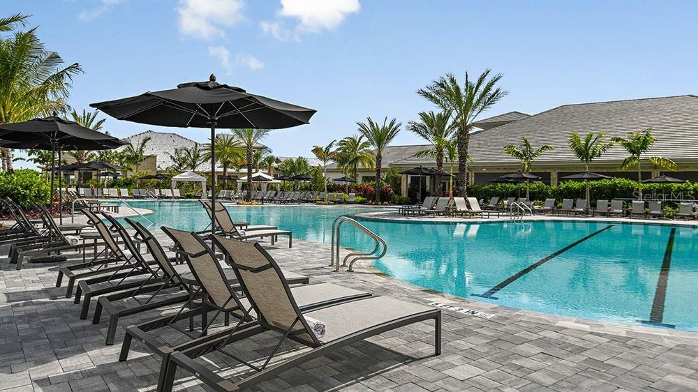 Active With Contract: $521,028 (2 beds, 2 baths, 1533 Square Feet)