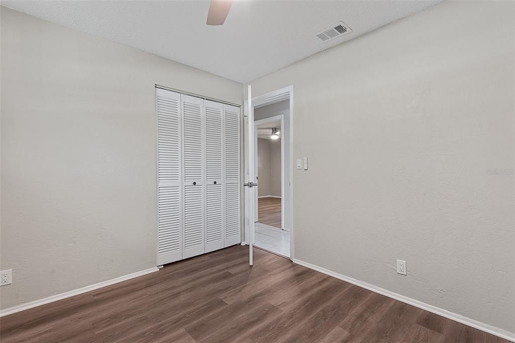 For Sale: $334,900 (3 beds, 2 baths, 1633 Square Feet)