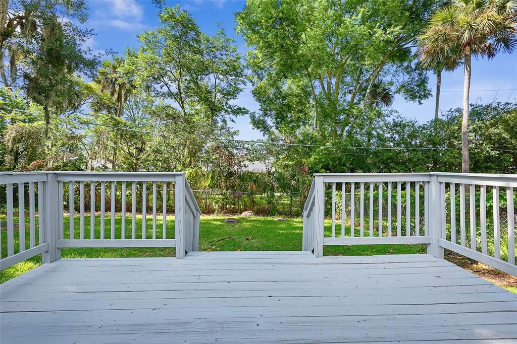 For Sale: $334,900 (3 beds, 2 baths, 1633 Square Feet)