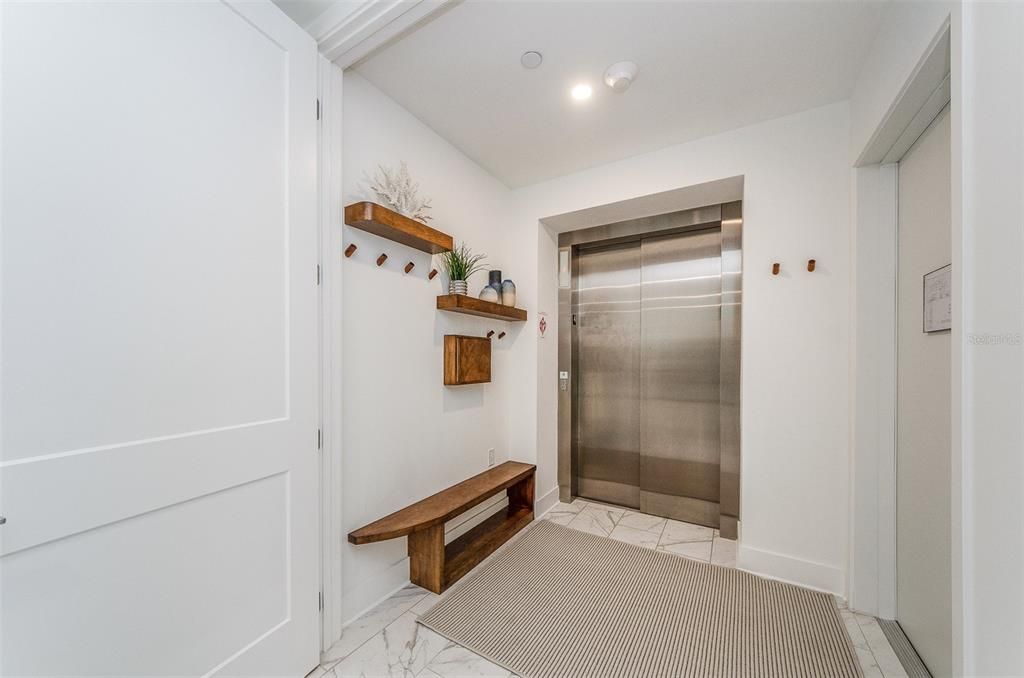 For Rent: $14,500 (3 beds, 3 baths, 2618 Square Feet)