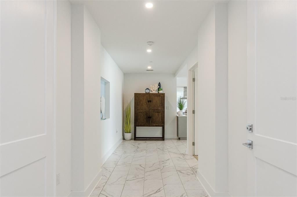 For Rent: $14,500 (3 beds, 3 baths, 2618 Square Feet)