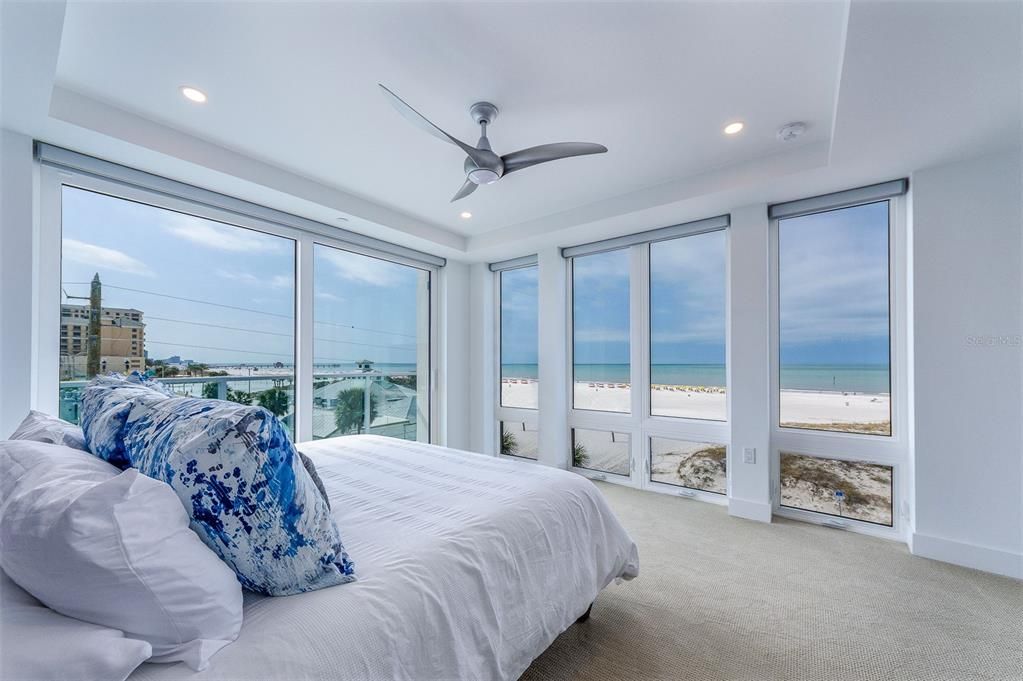 For Rent: $14,500 (3 beds, 3 baths, 2618 Square Feet)