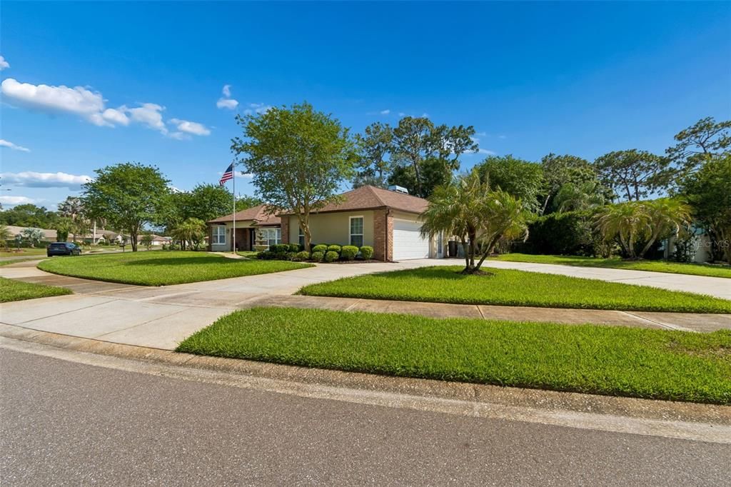 For Sale: $799,000 (4 beds, 3 baths, 2979 Square Feet)