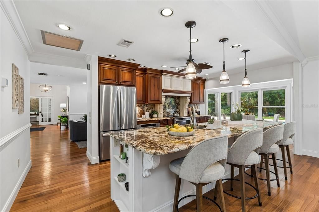 For Sale: $799,000 (4 beds, 3 baths, 2979 Square Feet)
