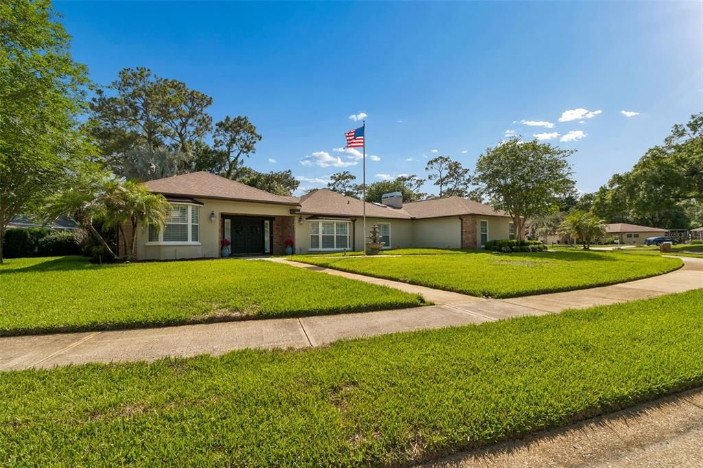 For Sale: $799,000 (4 beds, 3 baths, 2979 Square Feet)