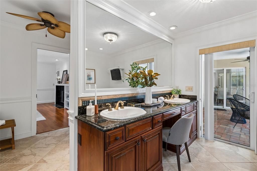 For Sale: $799,000 (4 beds, 3 baths, 2979 Square Feet)