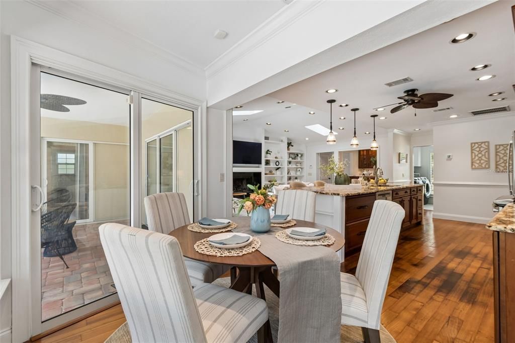 For Sale: $799,000 (4 beds, 3 baths, 2979 Square Feet)