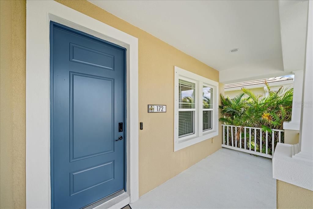 For Sale: $599,000 (3 beds, 3 baths, 2105 Square Feet)