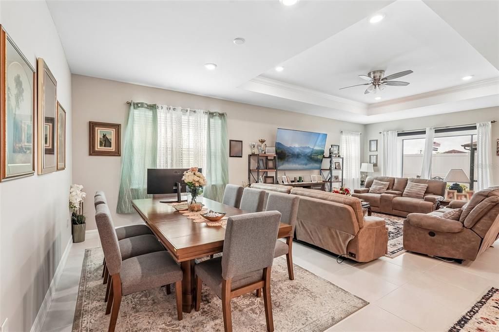 For Sale: $415,000 (3 beds, 2 baths, 2215 Square Feet)