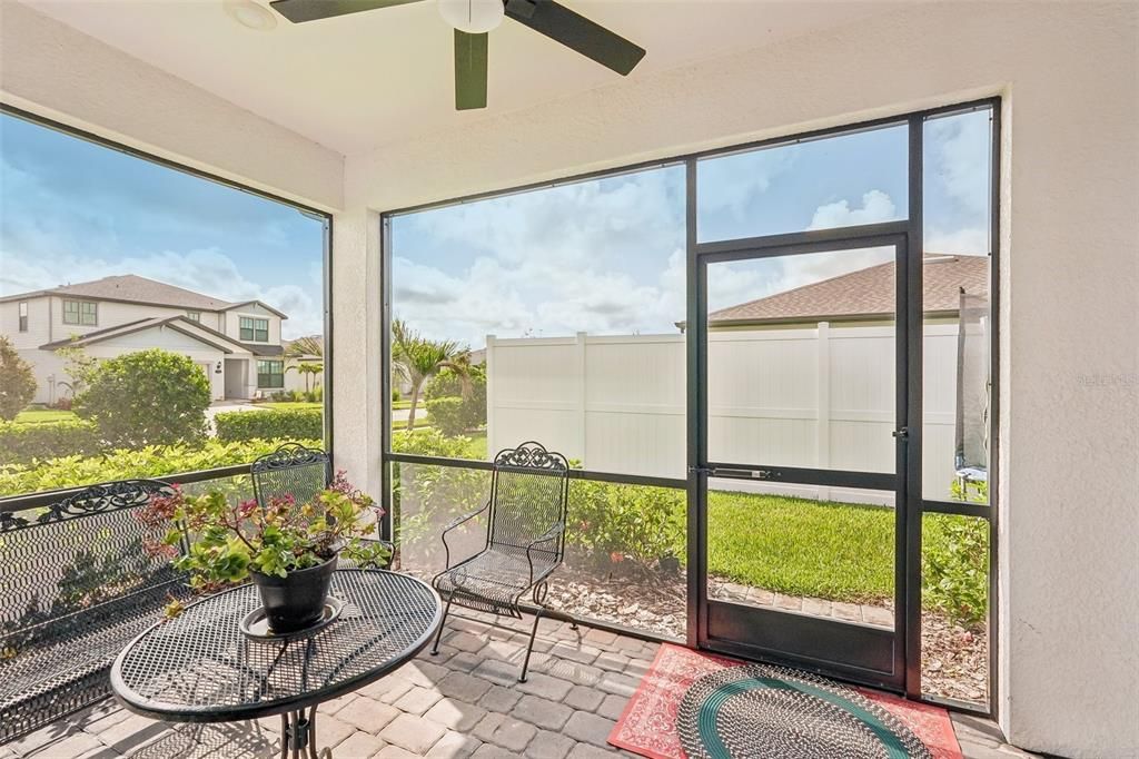 For Sale: $415,000 (3 beds, 2 baths, 2215 Square Feet)