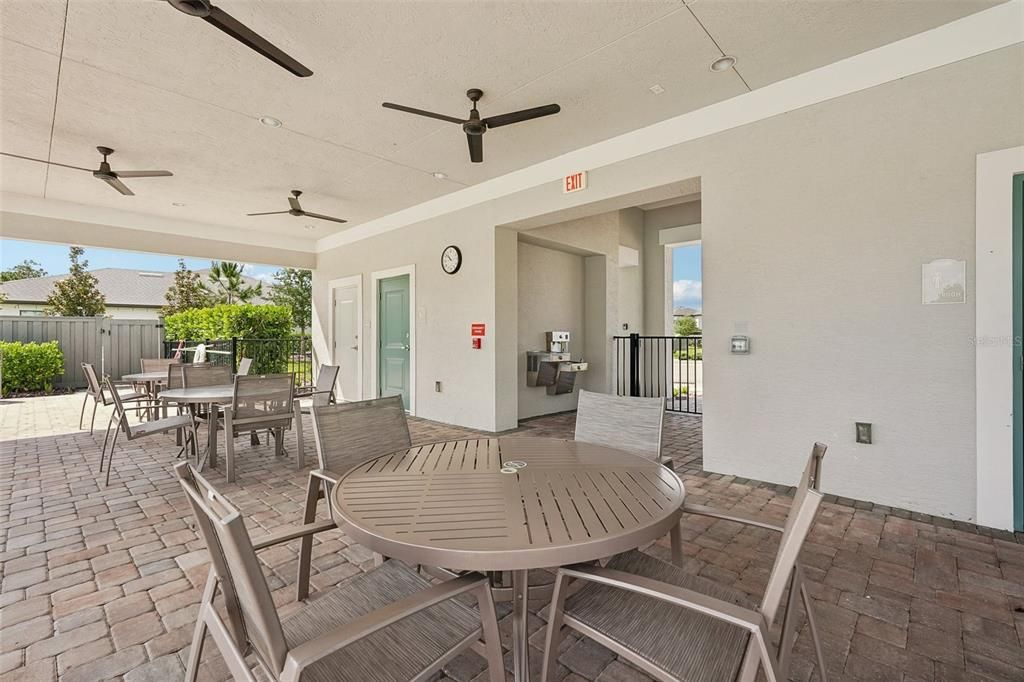 For Sale: $415,000 (3 beds, 2 baths, 2215 Square Feet)