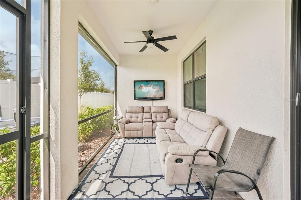 For Sale: $415,000 (3 beds, 2 baths, 2215 Square Feet)