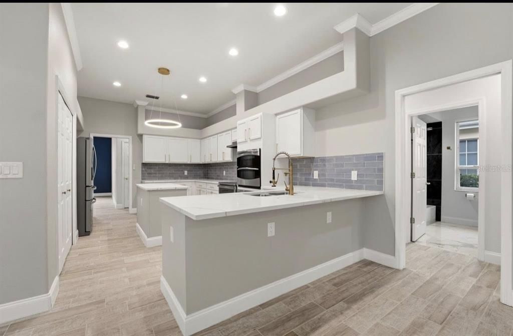 For Sale: $675,500 (3 beds, 2 baths, 2320 Square Feet)