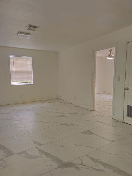 En Venta: $195,000 (2 camas, 1 baños, 1000 Pies cuadrados)