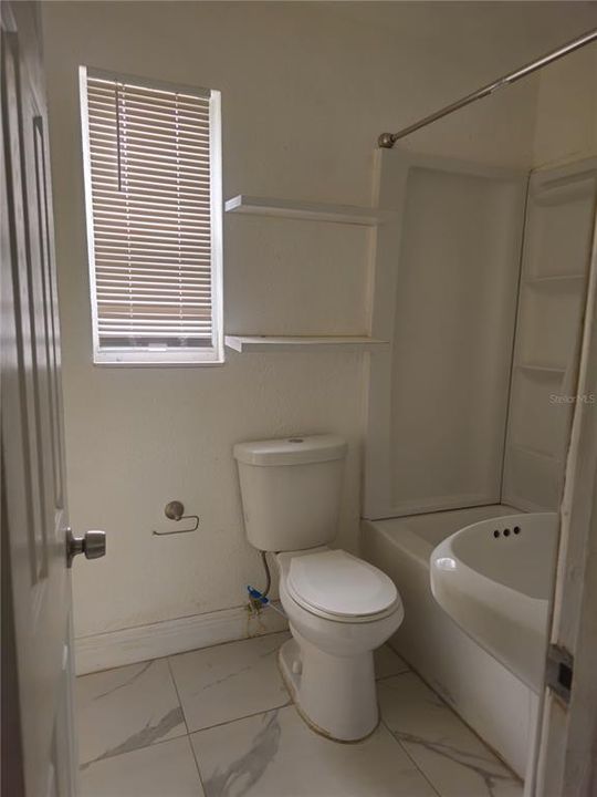 En Venta: $195,000 (2 camas, 1 baños, 1000 Pies cuadrados)