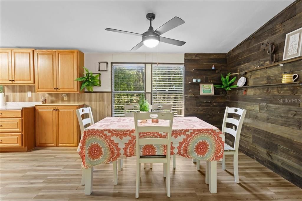 For Sale: $235,000 (3 beds, 2 baths, 1680 Square Feet)