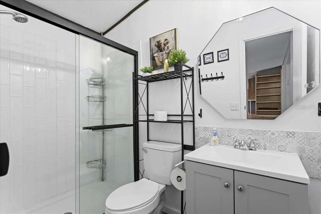 For Sale: $235,000 (3 beds, 2 baths, 1680 Square Feet)