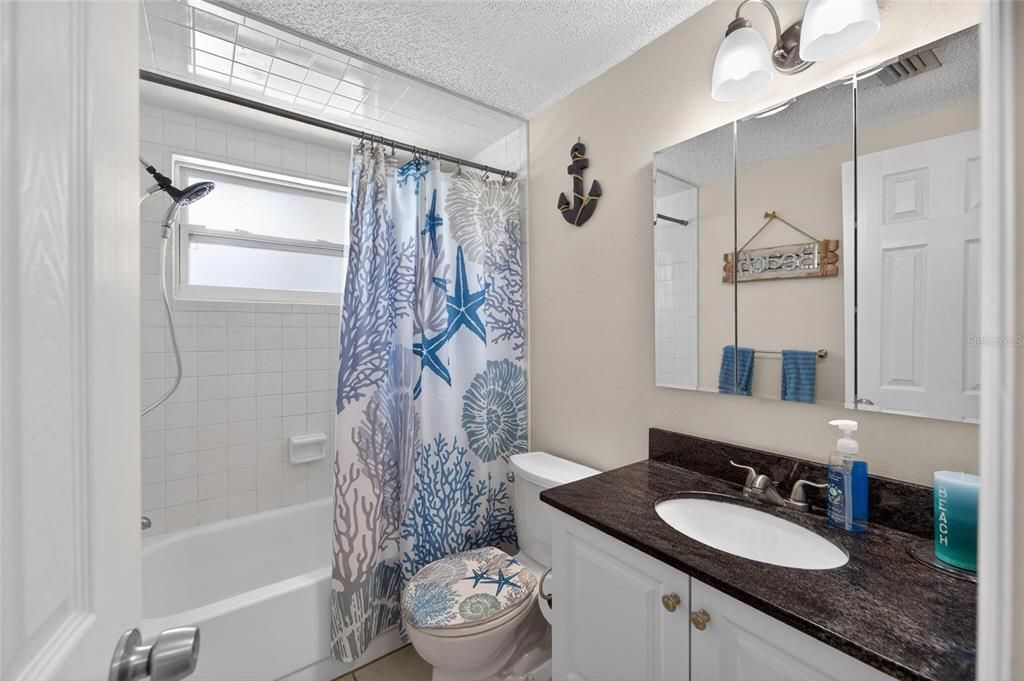 Activo con contrato: $340,000 (2 camas, 2 baños, 1292 Pies cuadrados)