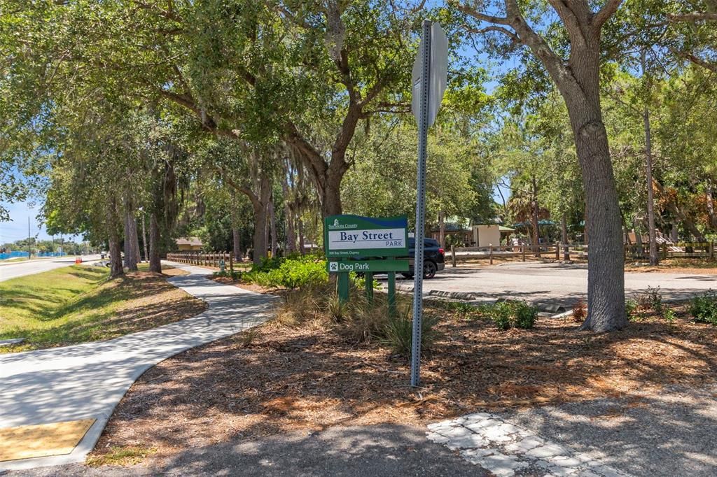 For Sale: $345,000 (2 beds, 2 baths, 1449 Square Feet)