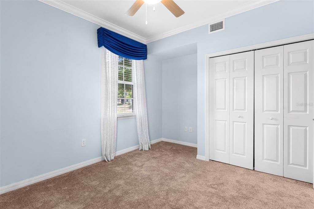 For Sale: $345,000 (2 beds, 2 baths, 1449 Square Feet)