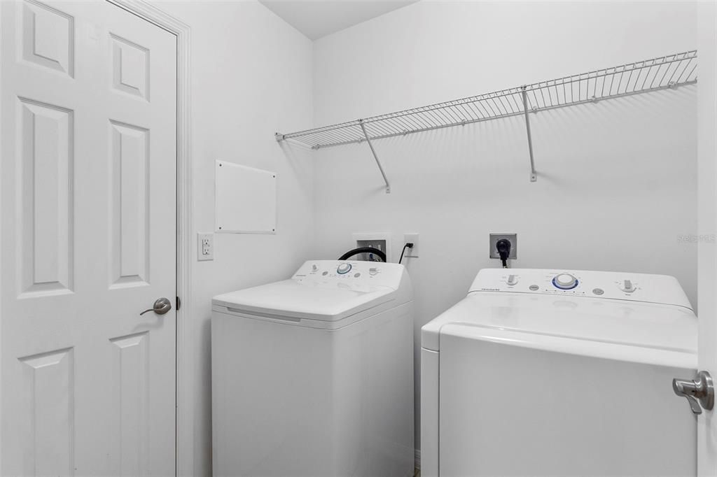 For Sale: $345,000 (2 beds, 2 baths, 1449 Square Feet)