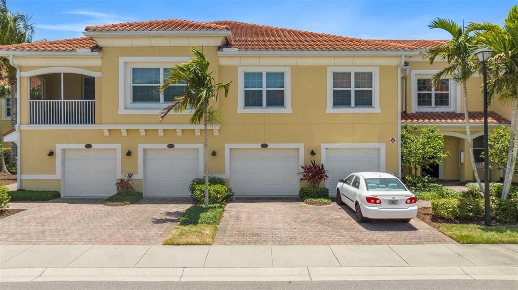 For Sale: $345,000 (2 beds, 2 baths, 1449 Square Feet)
