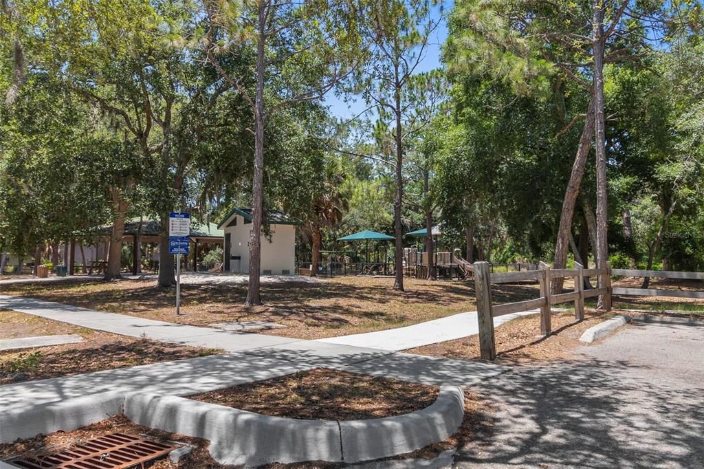 For Sale: $345,000 (2 beds, 2 baths, 1449 Square Feet)