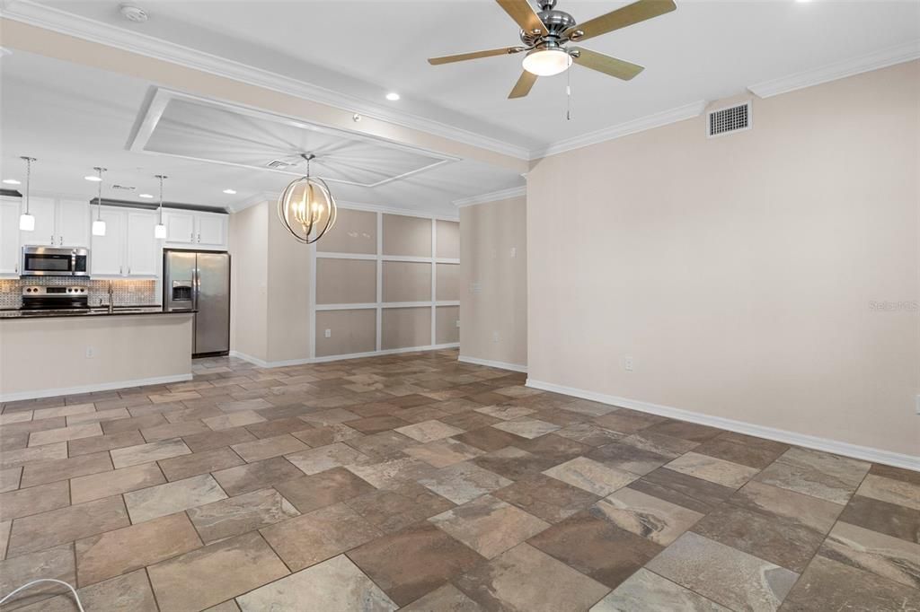 For Sale: $345,000 (2 beds, 2 baths, 1449 Square Feet)