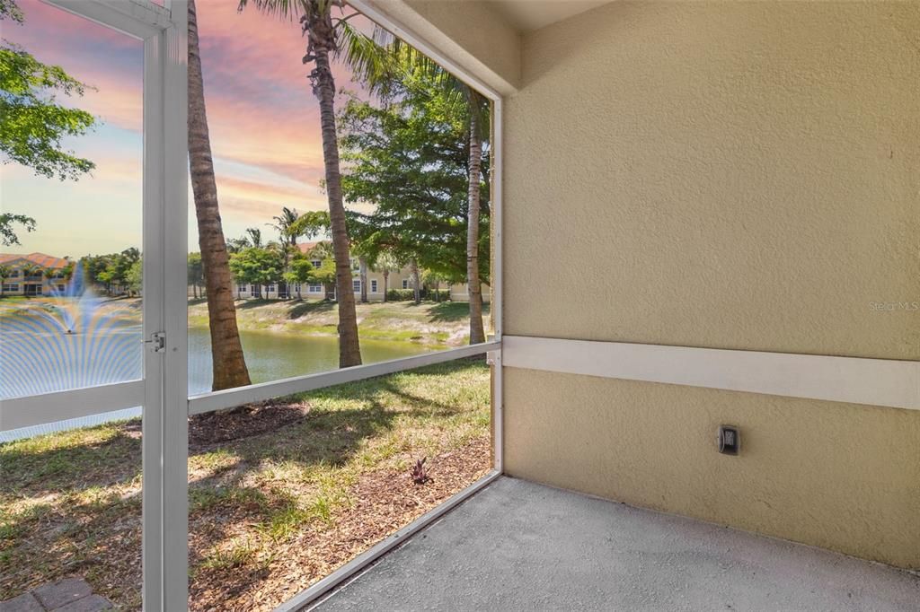 For Sale: $345,000 (2 beds, 2 baths, 1449 Square Feet)