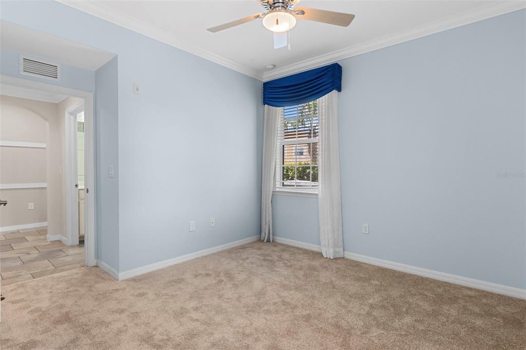 For Sale: $345,000 (2 beds, 2 baths, 1449 Square Feet)
