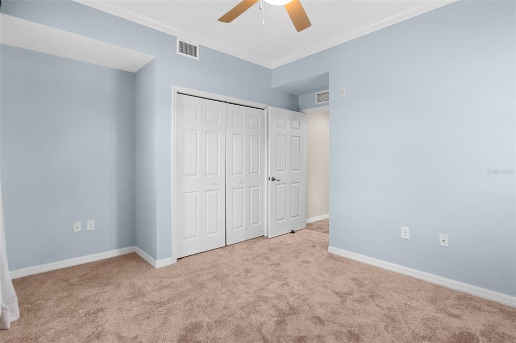 For Sale: $345,000 (2 beds, 2 baths, 1449 Square Feet)