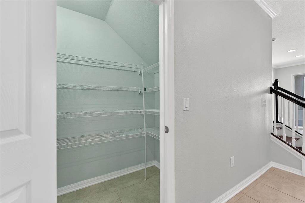 En Renta: $2,850 (3 camas, 2 baños, 1816 Pies cuadrados)