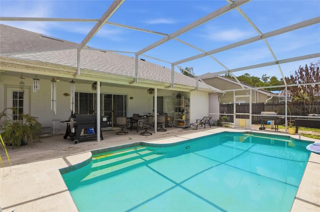 En Venta: $439,900 (3 camas, 2 baños, 1944 Pies cuadrados)