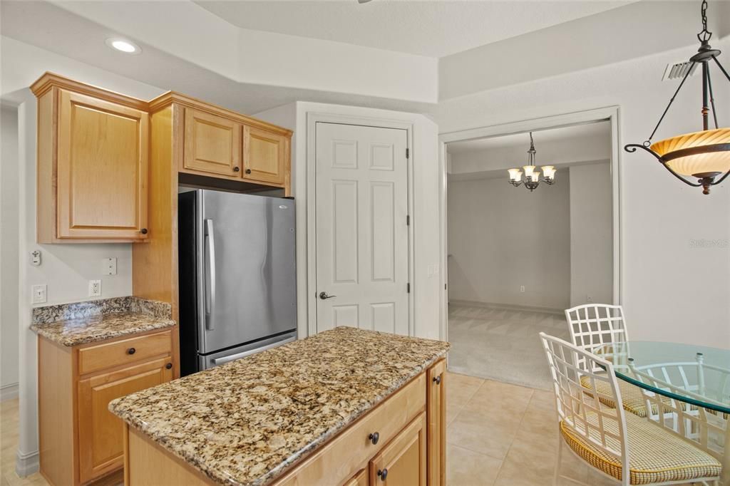 В аренду: $2,400 (2 спален, 2 ванн, 2031 Квадратных фут)