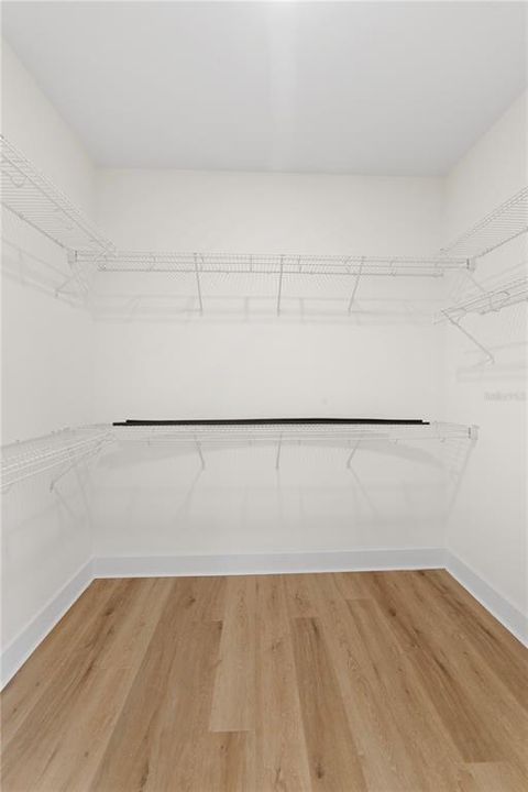 На продажу: $449,900 (3 спален, 2 ванн, 1627 Квадратных фут)