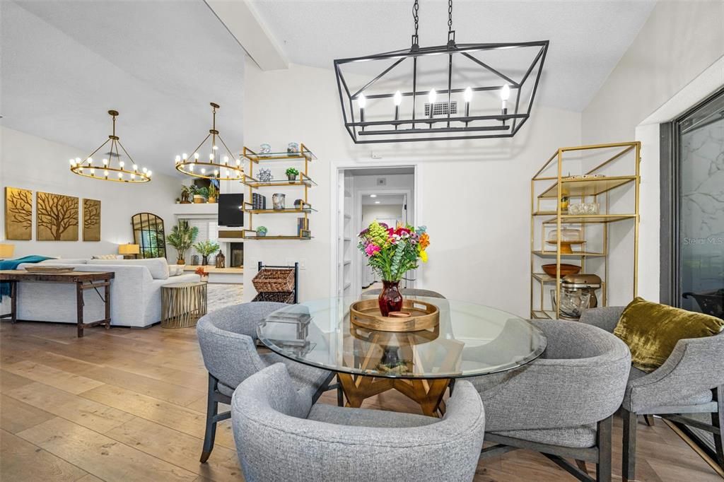 На продажу: $999,950 (4 спален, 2 ванн, 2982 Квадратных фут)