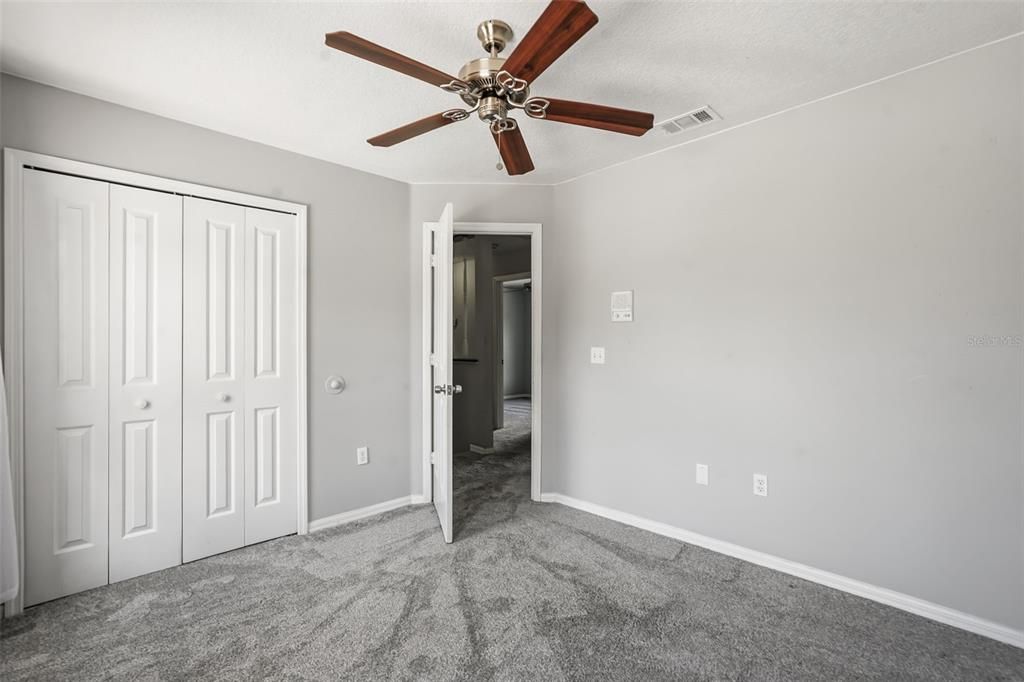 En Venta: $539,000 (4 camas, 2 baños, 2616 Pies cuadrados)