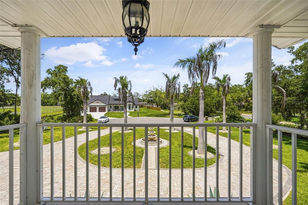 En Venta: $539,000 (4 camas, 2 baños, 2616 Pies cuadrados)