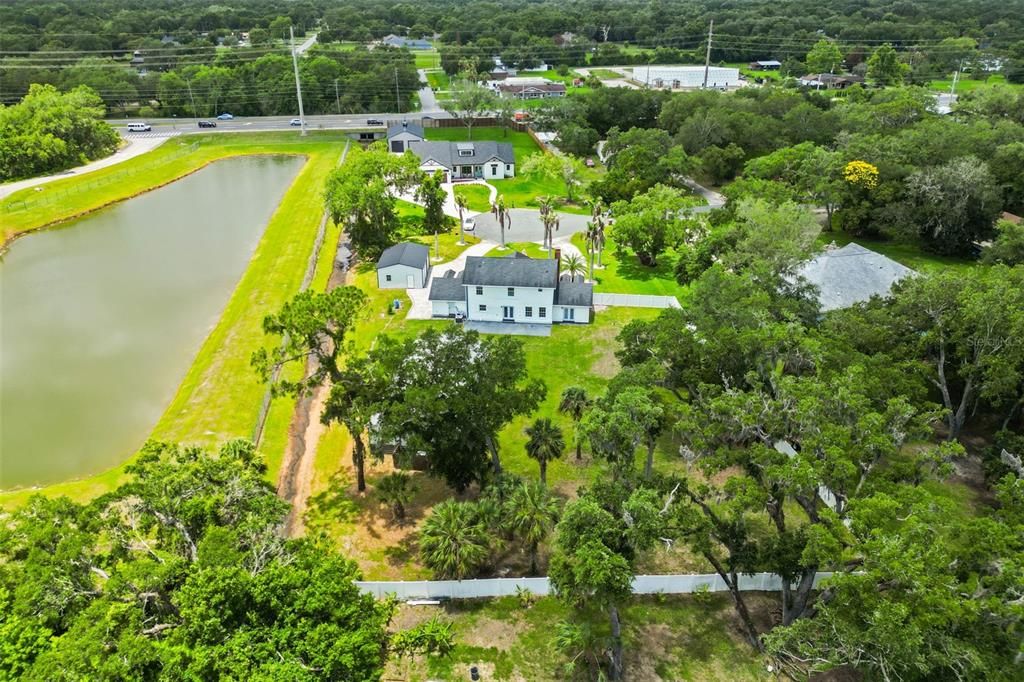 En Venta: $539,000 (4 camas, 2 baños, 2616 Pies cuadrados)
