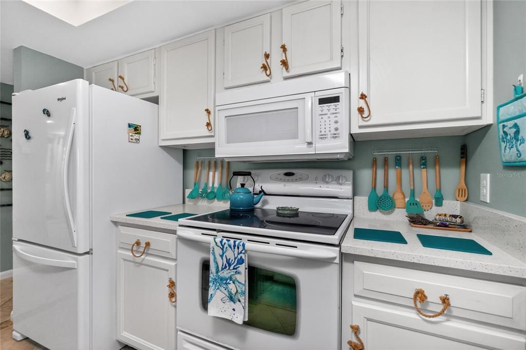En Venta: $159,000 (1 camas, 1 baños, 836 Pies cuadrados)