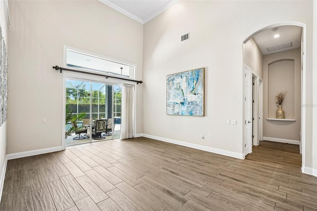 For Sale: $1,500,000 (5 beds, 4 baths, 3873 Square Feet)