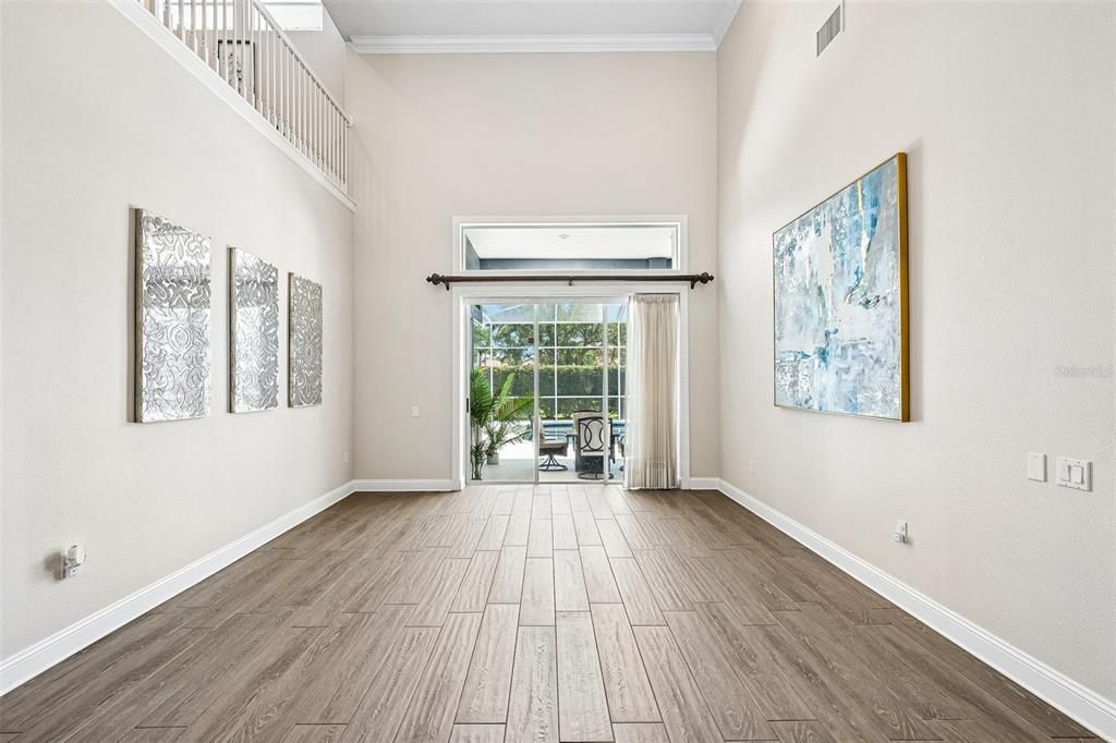 For Sale: $1,500,000 (5 beds, 4 baths, 3873 Square Feet)