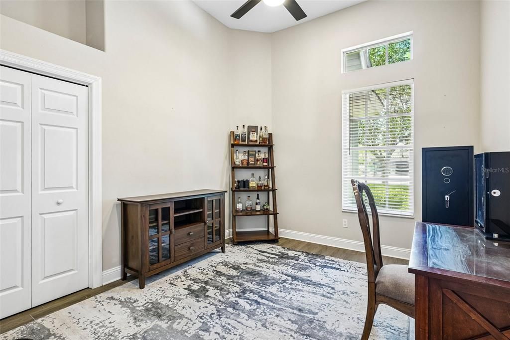 For Sale: $1,500,000 (5 beds, 4 baths, 3873 Square Feet)